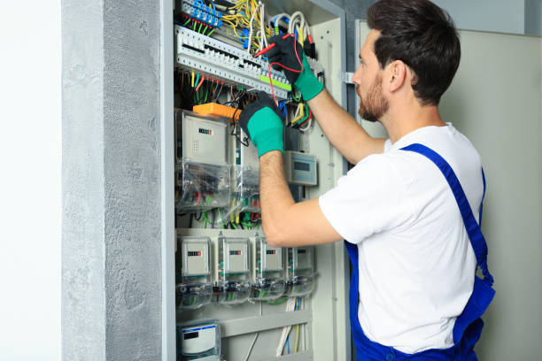 Best Commercial Electrician Services  in Kelseyville, CA